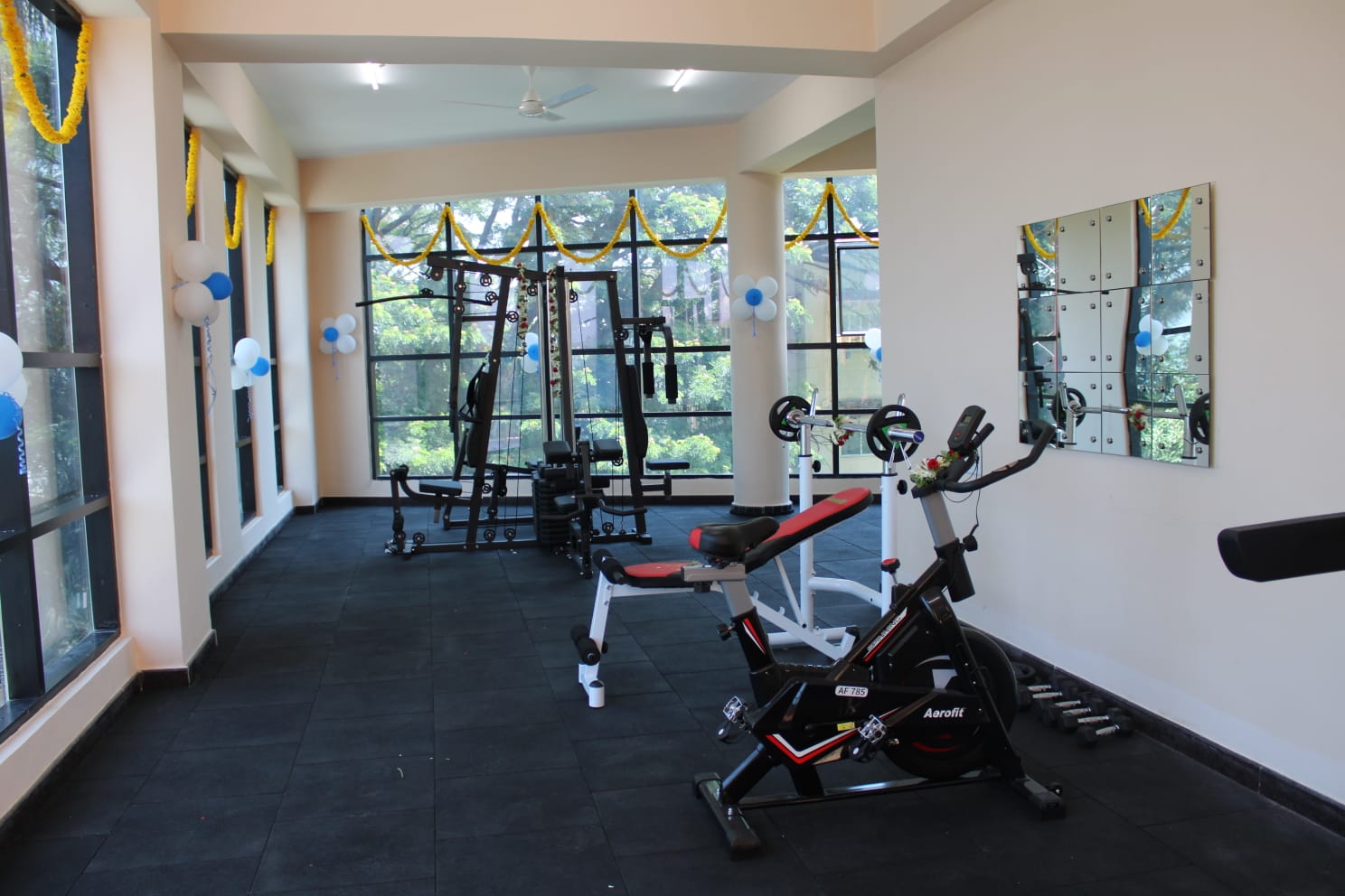 https://www.salarnews.in/public/uploads/images/newsimages/maannewsimage13072024_223226_running rooms SWR gym .jpg
